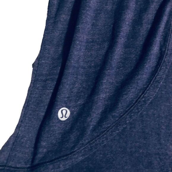 Lululemon Tank Womens 6 Twist & Reach Tank Dark Purple Built In Bra Criss Cross - Picture 7 of 8